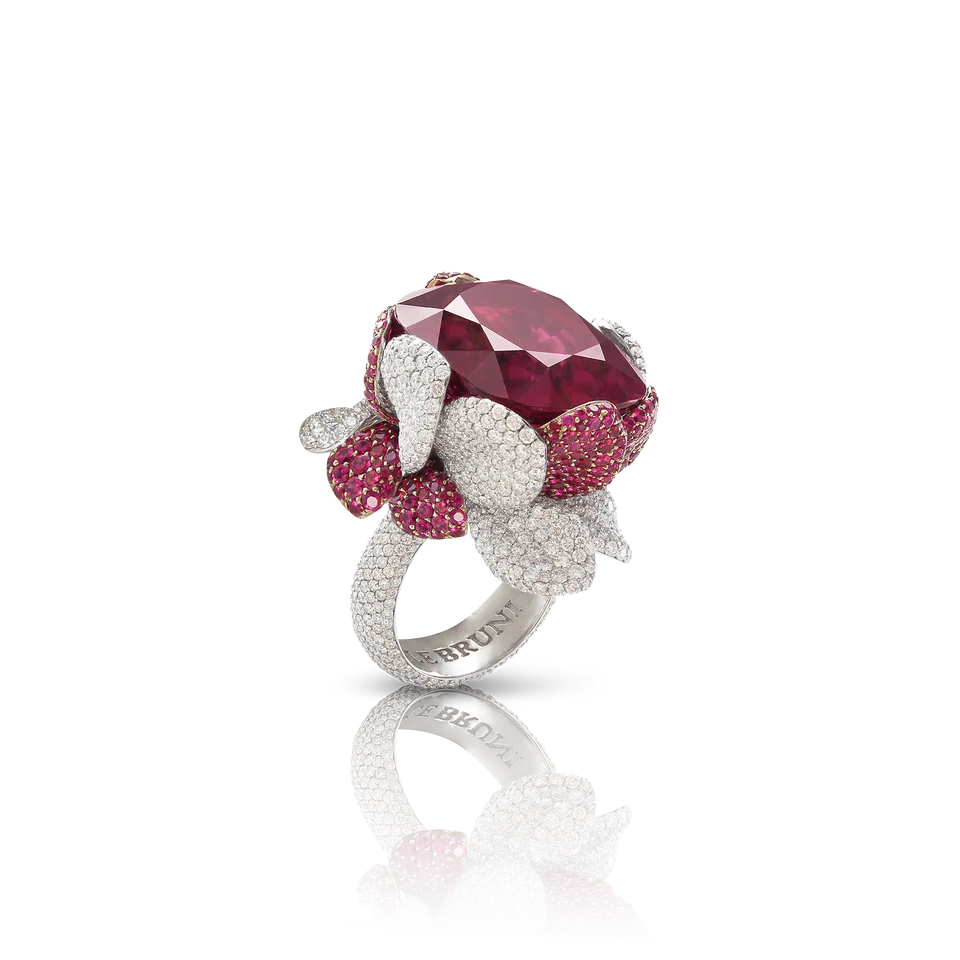 Haute Joaillerie ring from pasquale bruni