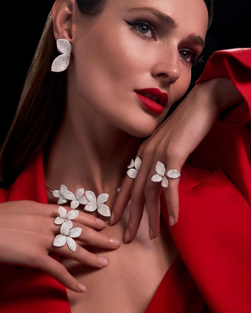 diamonds as festive jewelry gifts