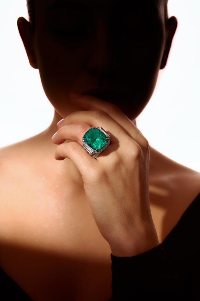 milady emerald ring