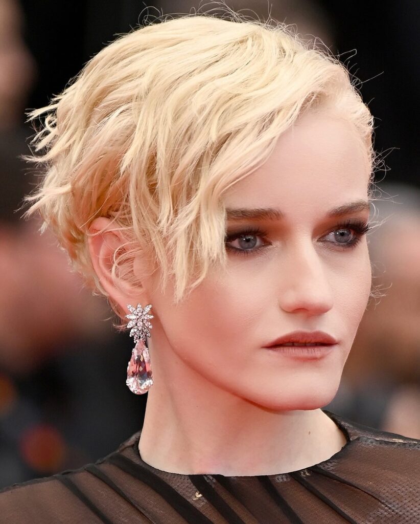julia garner stuns in pasquale bruni earrings at cannes 2025