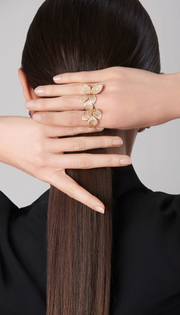 champagne diamonds on giardini segreti ring