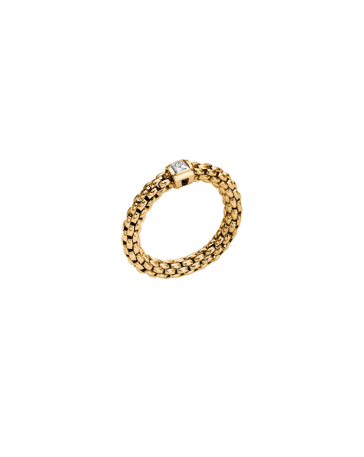 diamond ring from fope souls collection for valentine's gift guide 2026